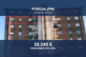 Immobile in asta di 82 m² con box auto a Porcia