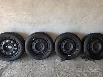  4 gomme alfa 147 4 stazione ottime condizion