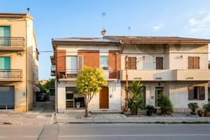 CASA SEMINDIPENDENTE A PORTO SANT'ELPIDIO