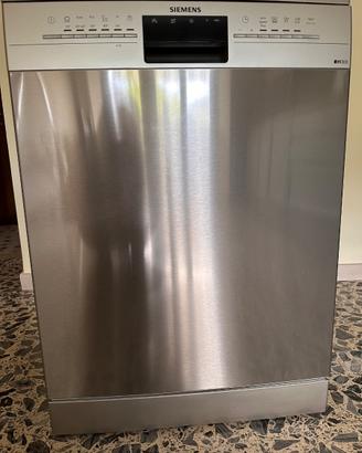 Lavastoviglie Siemens iq300