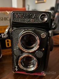 Yashica Mat 124 G