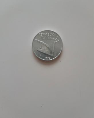 Moneta da 10 lire anno 1972 tenuta bene 