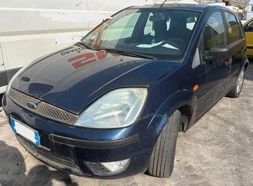 FORD FIESTA per ricambi usati