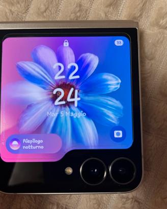 Samsung Galaxy Z Flip7 FE