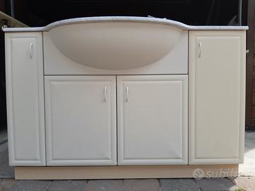 Mobile bagno con lavabo in marmo + specchiera