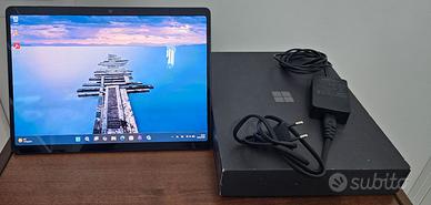 Surface Pro 11 Copilot+ PC 13 pollici OLED X-Elite