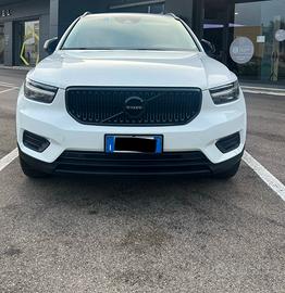 VOLVO XC40 D3 Aut .