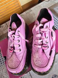 Dr. Martens Bratz