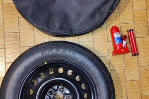 Ruotino Maxxis T155 90 DLZ con cric