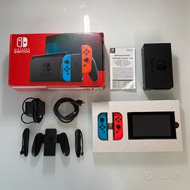 Console Nintendo Switch Completa con Scatola