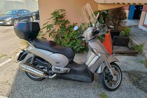 Aprilia Scarabeo 400
