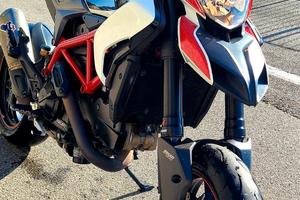 Ducati Hypermotard 821 SP