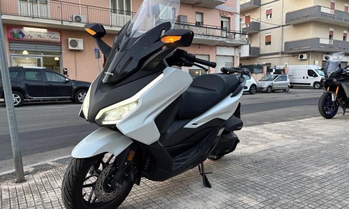 Honda Forza 350 anno 2025 KM 2.900