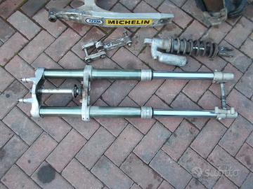 YZ 125 91 : forcella cerchio ammortizzatore