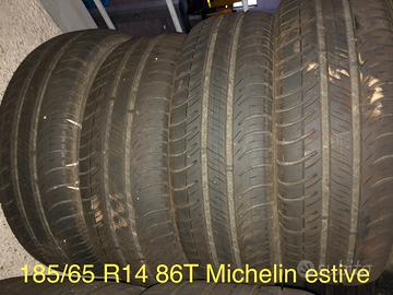 Pneumatici usati di varie misure