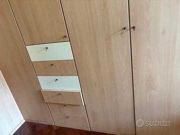 Armadio ad angolo + letto singolo