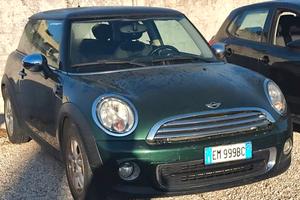 Mini 1.6 benzina KW 55 adatta neo patentati