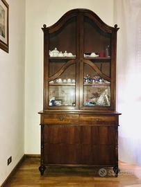 Credenza in legno di noce