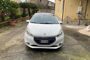 Peugeot 208  1,4 Gpl
