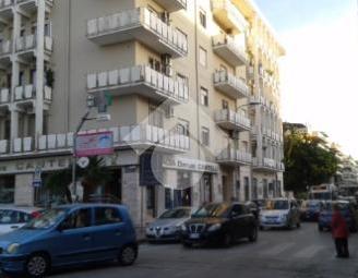 5 LOCALI A CASERTA