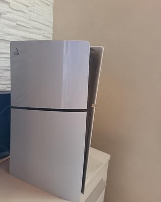 ps5 come nuova  + controller + gioco