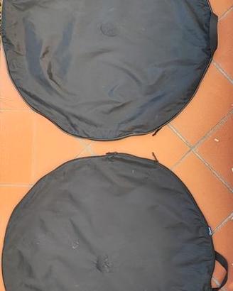 N. 2 sacche per porta ruote bici diam. 72cm. c.a.