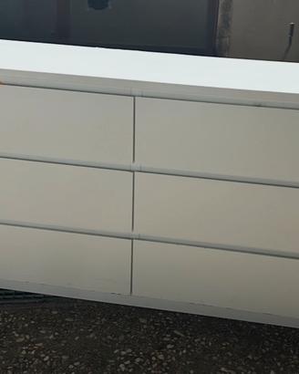 Cassettiera ikea bianca