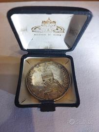 Moneta Vaticano 1975