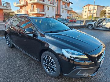 Volvo V40 cross country 