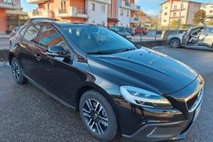 Volvo V40 cross country 