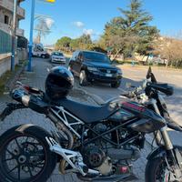 Ducati hypermotard 1100s