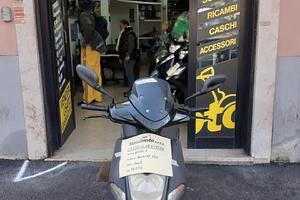 Kymco Agility 150 fine 2009 - PERMUTE