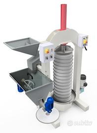 Frantoio per pressatura /estrazione olio a freddo
