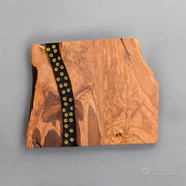 Tagliere in Ulivo e Resina