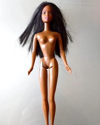 Mattel Christie Barbie vintage ??  bambola