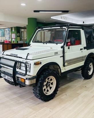 Suzuki SJ 410 Santana Cabrio motore 1300 ASI