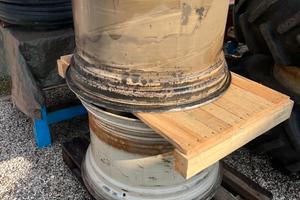 Cerchi completi di flangia per trattore