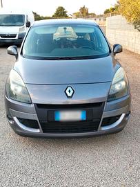Renault  scenic