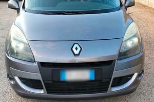 Renault  scenic