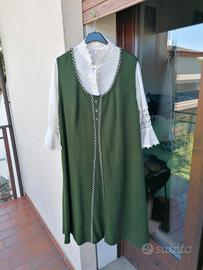 Scamiciato con camicetta tipica montanara