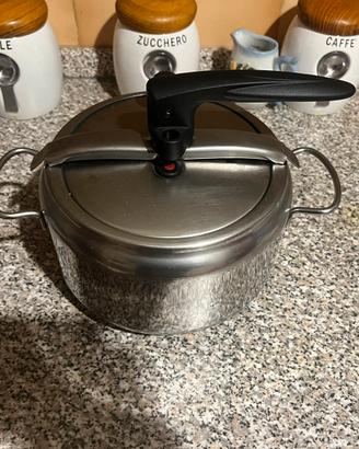 Pentola a pressione Rondine vintage