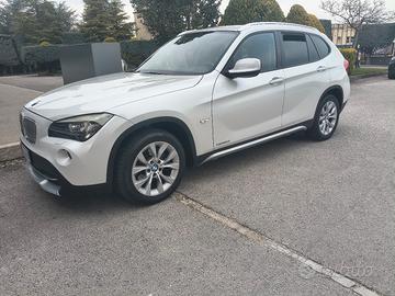  BMW X1  drive 18d  150cv bianco perla