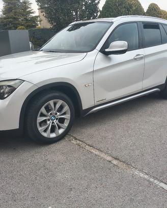  BMW X1  drive 18d  150cv bianco perla