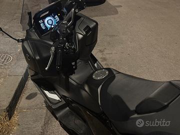 Moto t max