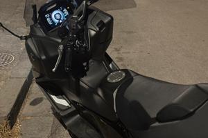 Moto t max