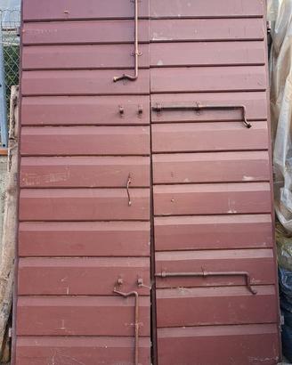 Scuri in Legno a 2 Ante con Ferramenta Originale
