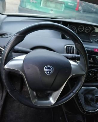 Airbag volante LANCIA YPSILON del 2013