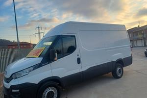 IVECO DAILY FURGONE EURO 6