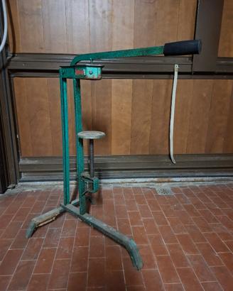 Tappatrice Manuale per Sughero