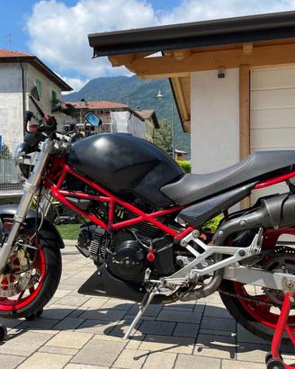 Ducati Monster 600